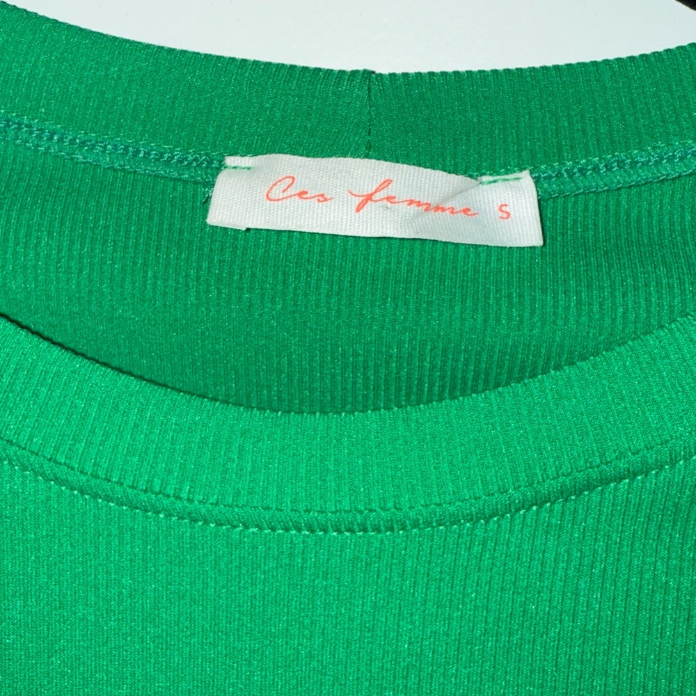 Green Ruffle Sleeve Top - Picture 2 of 2